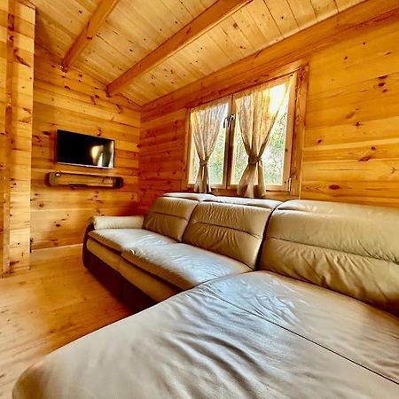 Chalet Bois Jacuzzi Bessan Екстер'єр фото