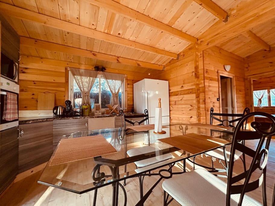 Chalet Bois Jacuzzi Bessan Екстер'єр фото
